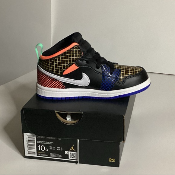 Jordan size 10 multi - Picture 2 of 2